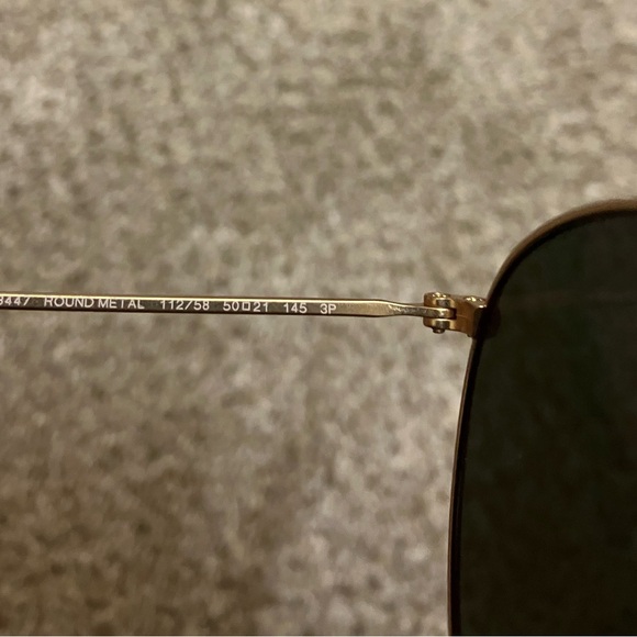 Ray-Ban Gold Frame Sunglasses with Black Lenses - Picture 7 of 7